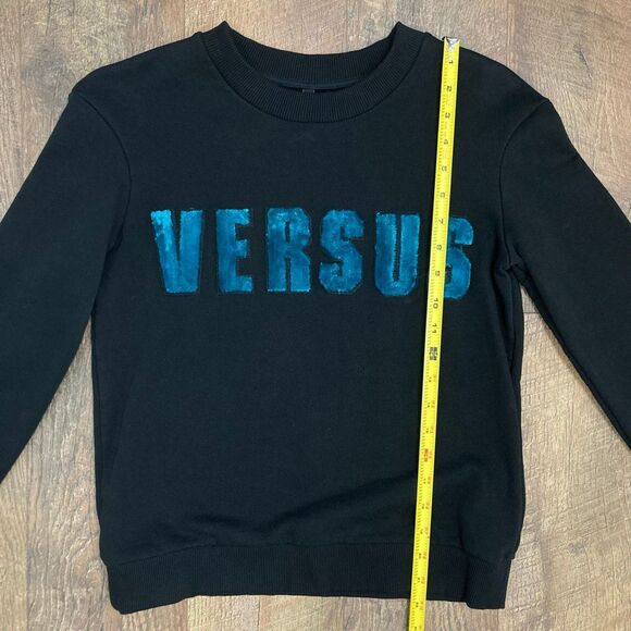 Versus Versace Women Black Sweatshirt Crewneck Pullover Velour Logo Luxury sz S - Picture 7 of 11